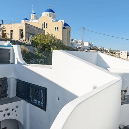 Santorini Traditional Apt With Private Hot Tub Apartment Fira  Ngoại thất bức ảnh