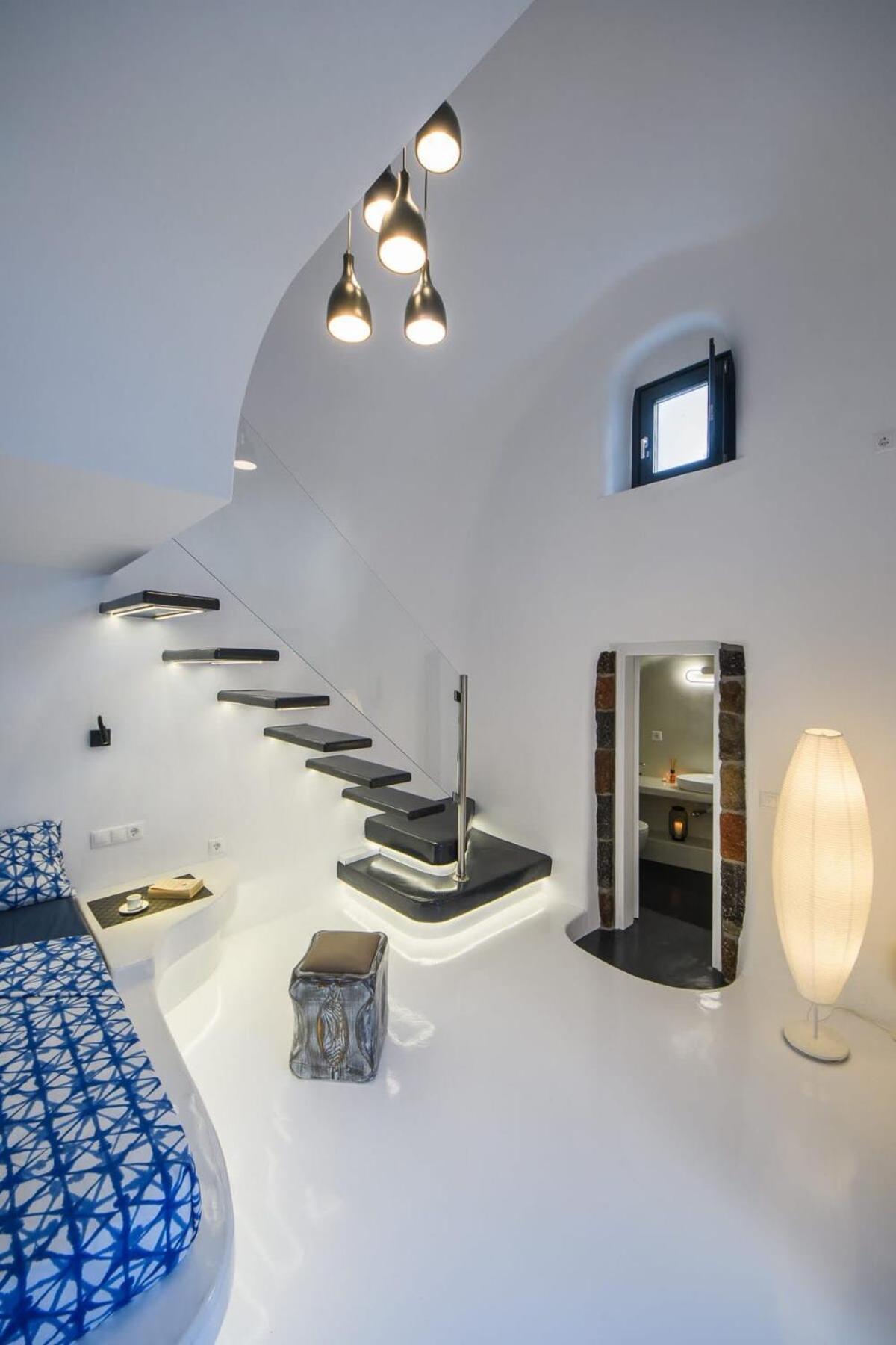 Santorini Traditional Apt With Private Hot Tub Apartment Fira  Ngoại thất bức ảnh